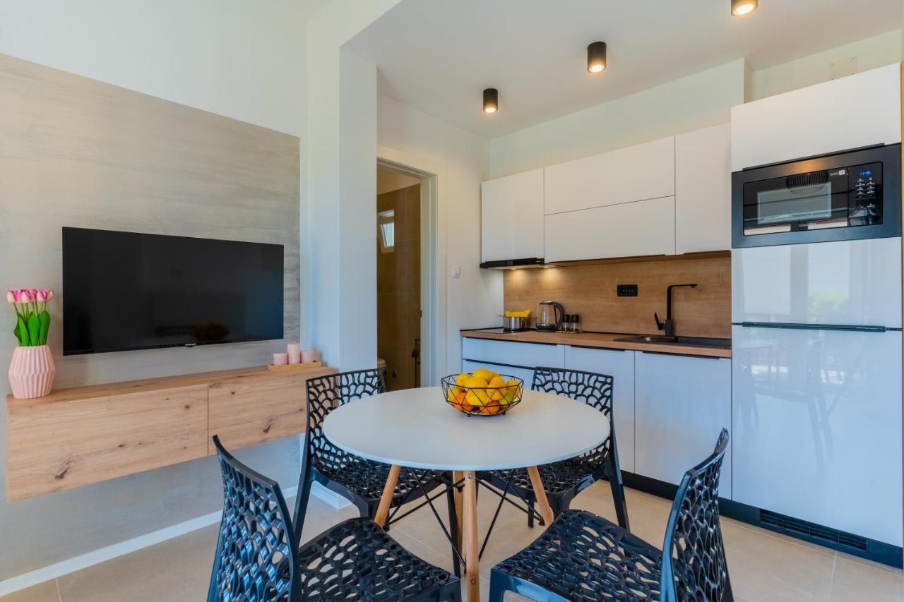 Apartments Ivanka 크레스 외부 사진
